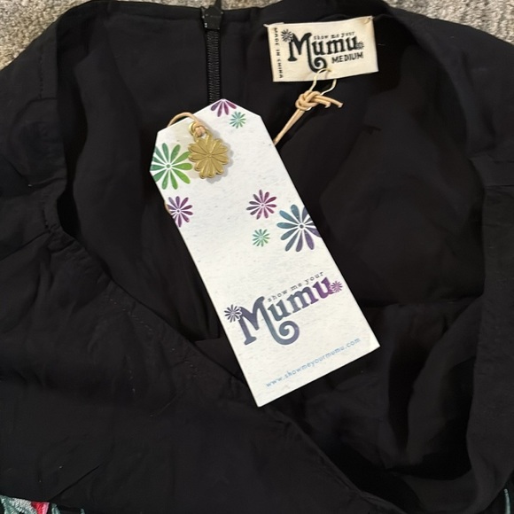 Show Me Your MuMu High Waist Black and embroidered Shorts - medium - NWT - Picture 2 of 6